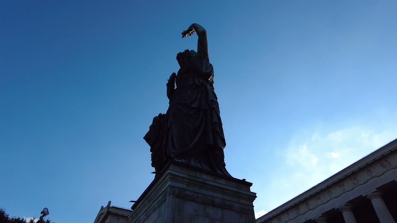 Ruhmeshalle und Bavaria