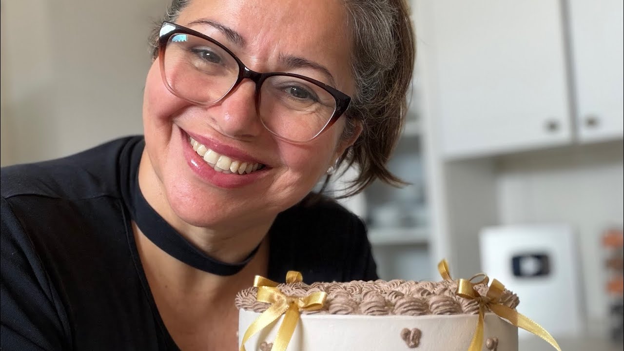 VIDA REAL NA CONFEITARIA: EMPREENDER APÓS OS 50 NO DELIVERY 