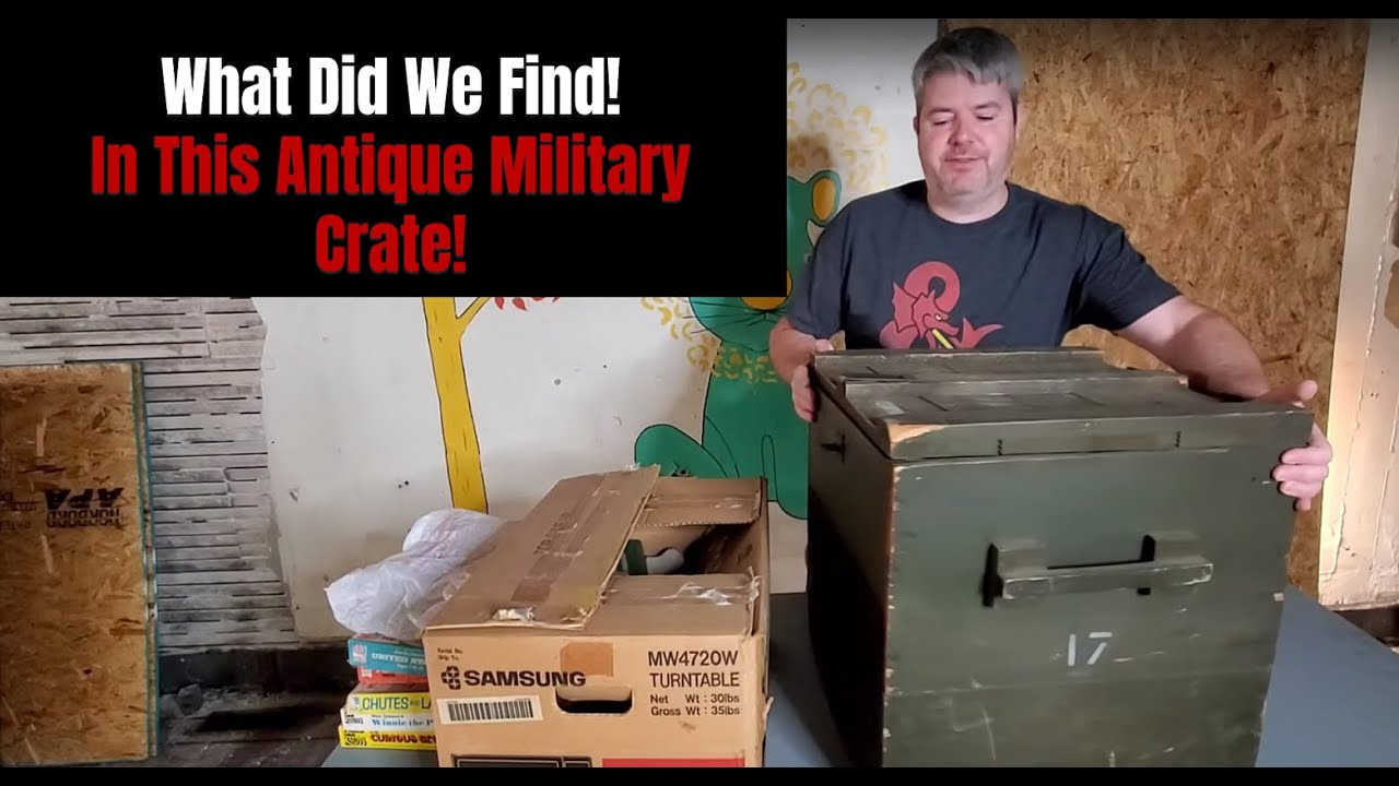 Antique Military Crate of Vintage Toys and Comics, what did we find?!