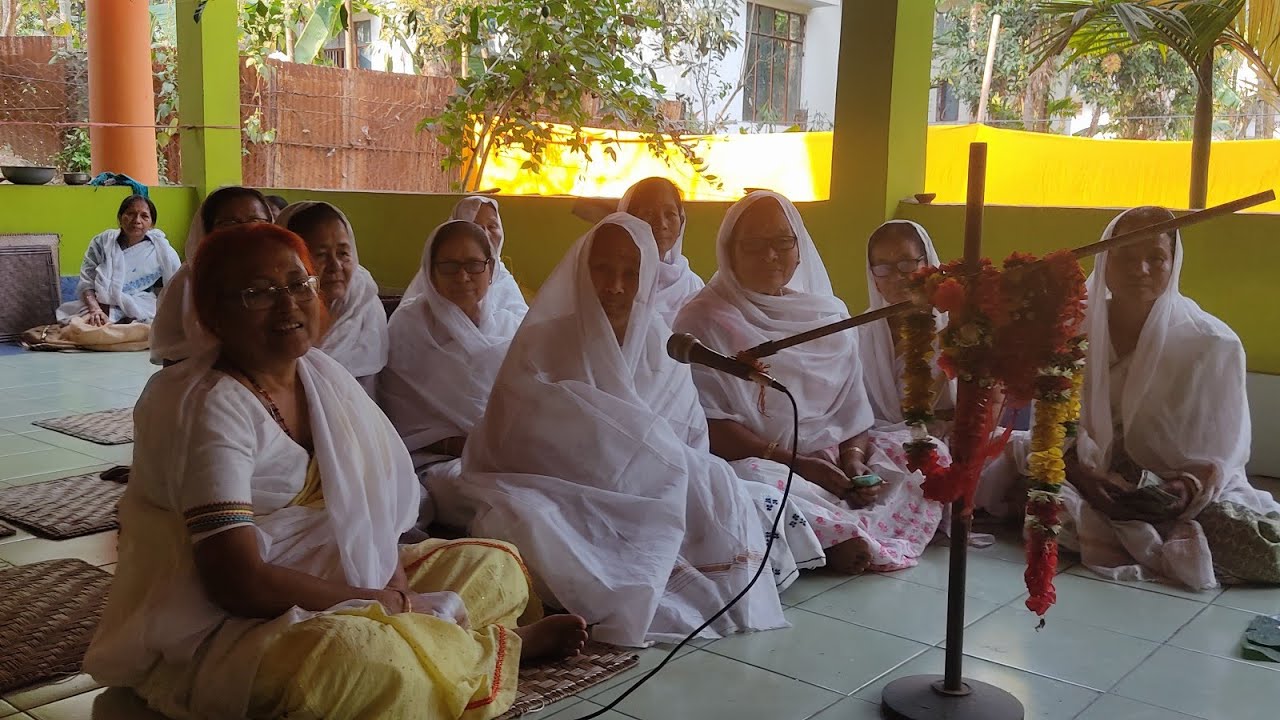 আজি শিৱ ৰাত্ৰি দিনা আইসকলৰ কণ্ঠত এভাগী সুন্দৰ শিৱ বাবাৰ নাম 🙏🙏🙏🪔