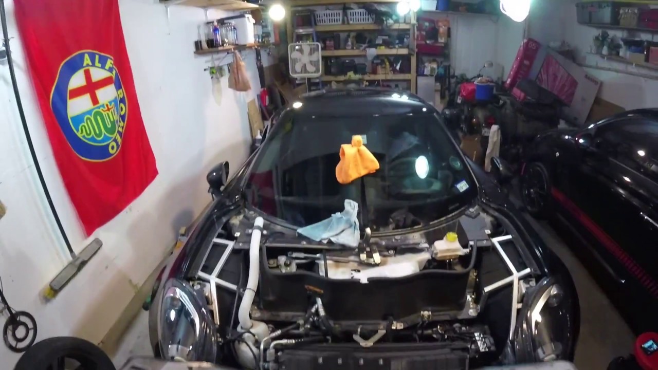 Alfa 4C Hood Removal