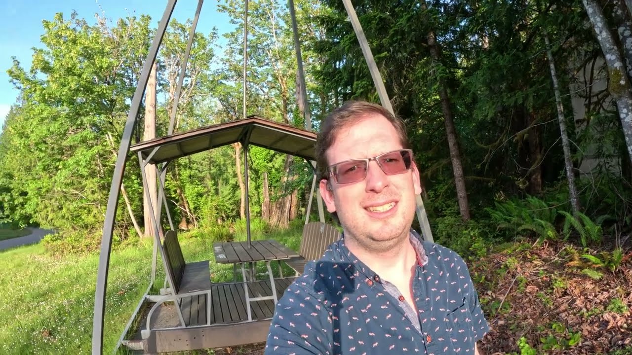 Evergreen State College  (4k walking tour) Walking to Red Square