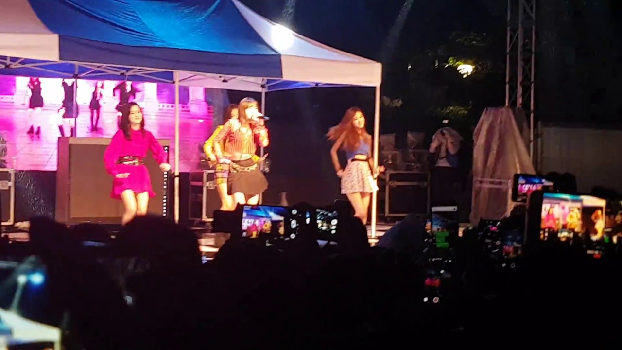 블랙핑크 in 명지대학교 20180516(자막있음)