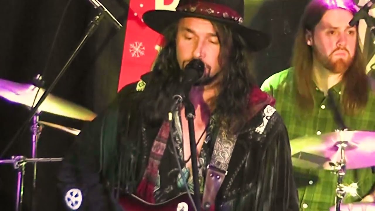Xander and the Peace Pirates: Dream On Dreamers live at The Flowing Spring