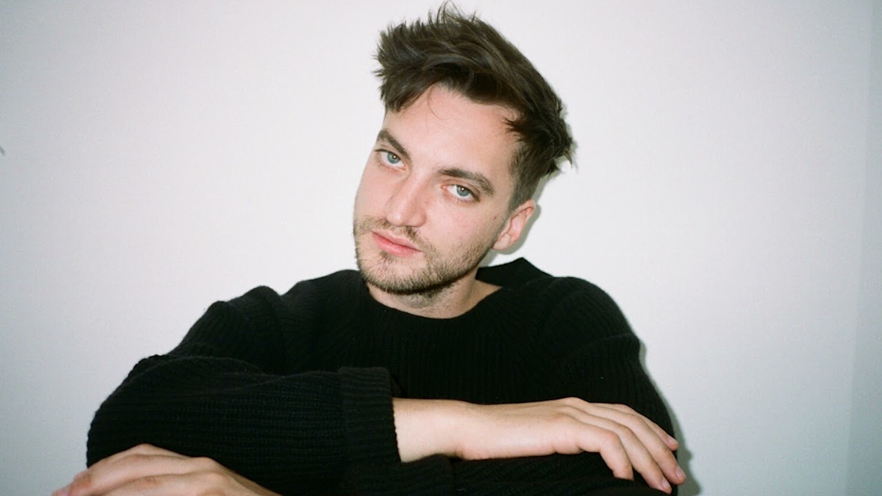 Award-winning actor Richard Harmon talks about his role in Puppet Killer, & his passion for golf.
