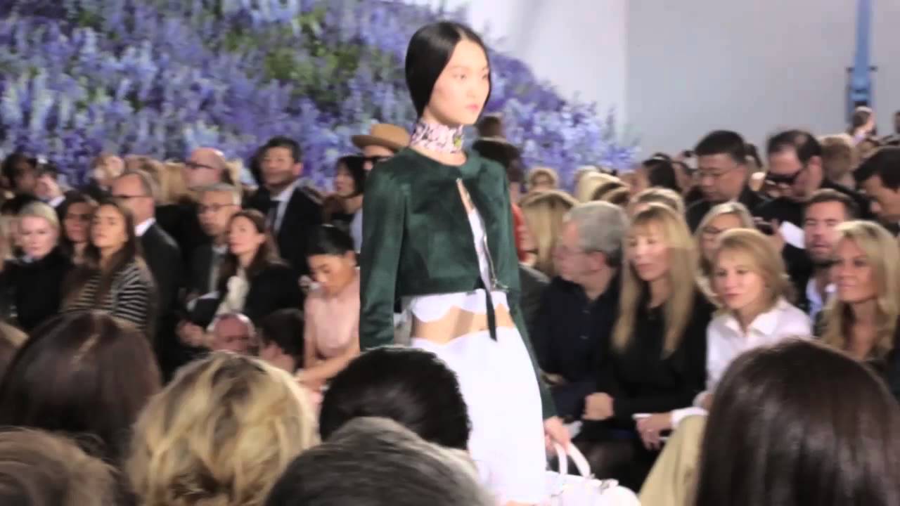 Interview de Raf Simons en backstage du défilé Christian Dior