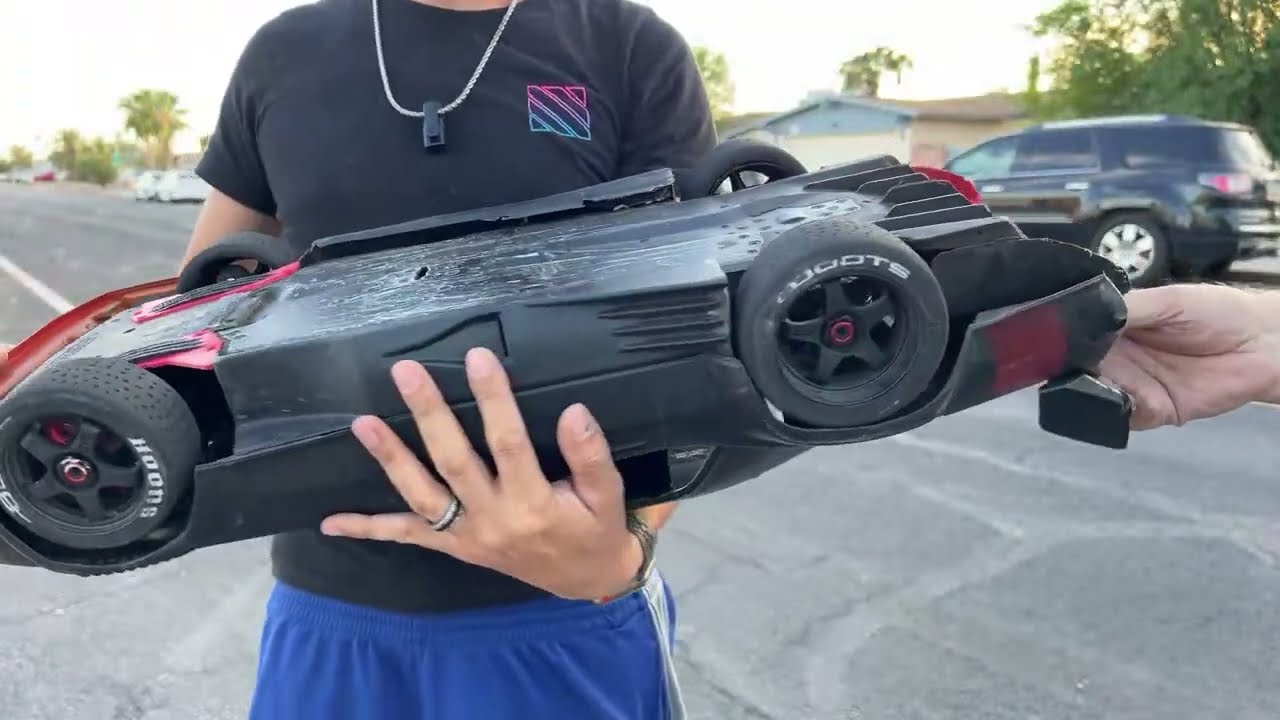 Racing the Arrma Felony Vs Infraction FamilyRC Went live!