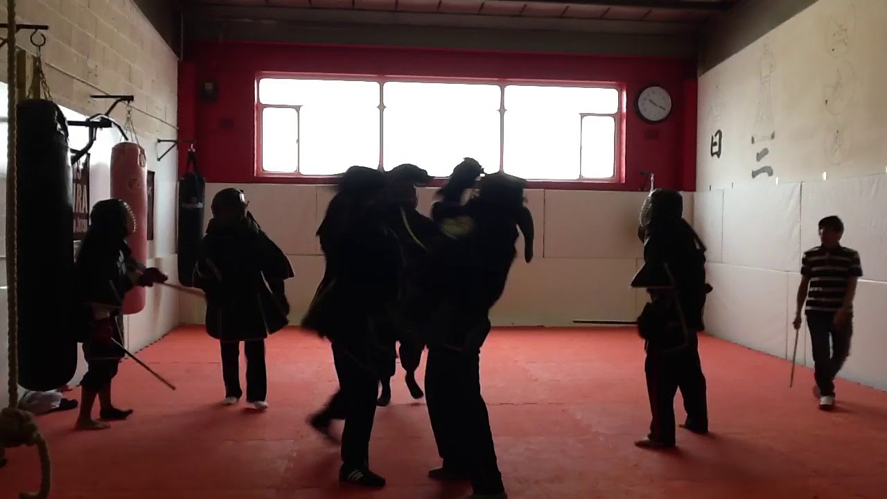 Warhouse Gym- Karambola pt 1
