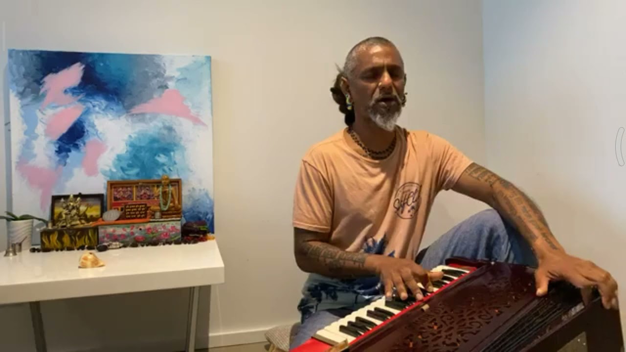 HG Madhava Prabhu (Sita Ram bhajan )