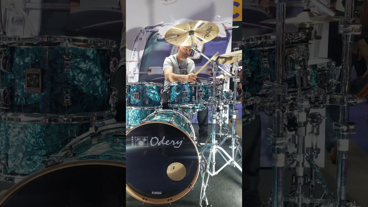 Odery New Eyedentity t&aacute; incr&iacute;vel #drums #odery