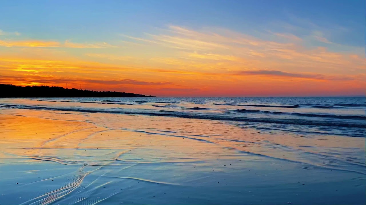 LIVE Blue Horizon 🌊 Relaxing Ocean Waves for Deep Sleep, Focus & Calm Mind