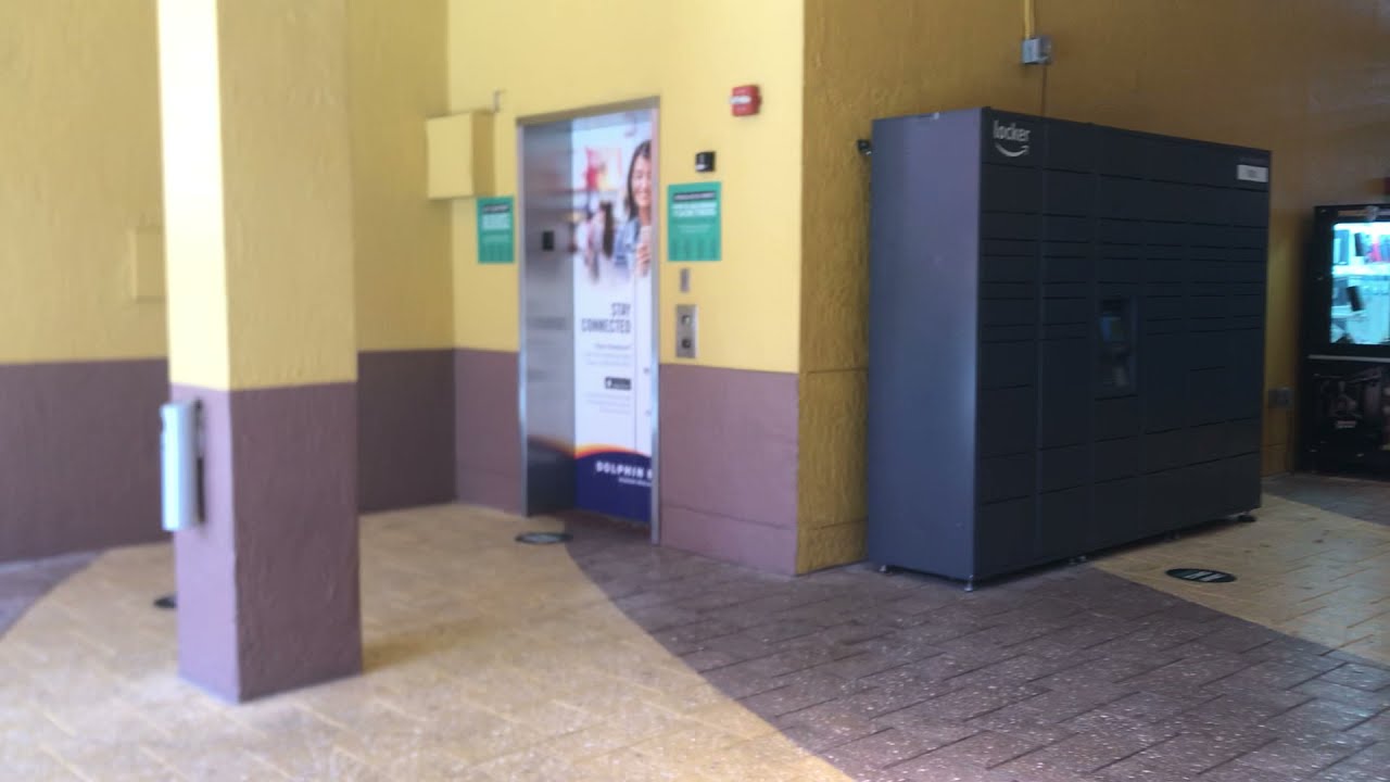 Schindler MT 300A hydraulic elevator to Dave & Buster's @ Dolphin Mall