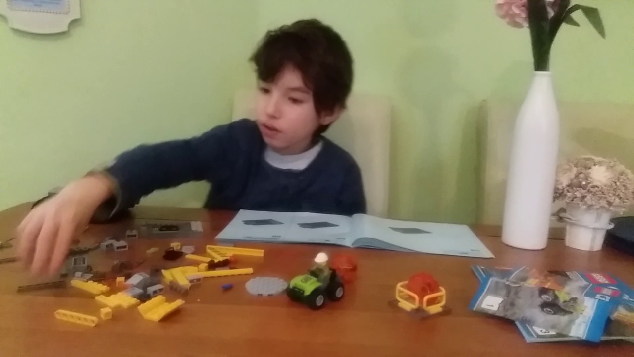 Thomas s lego volcano crawler set
