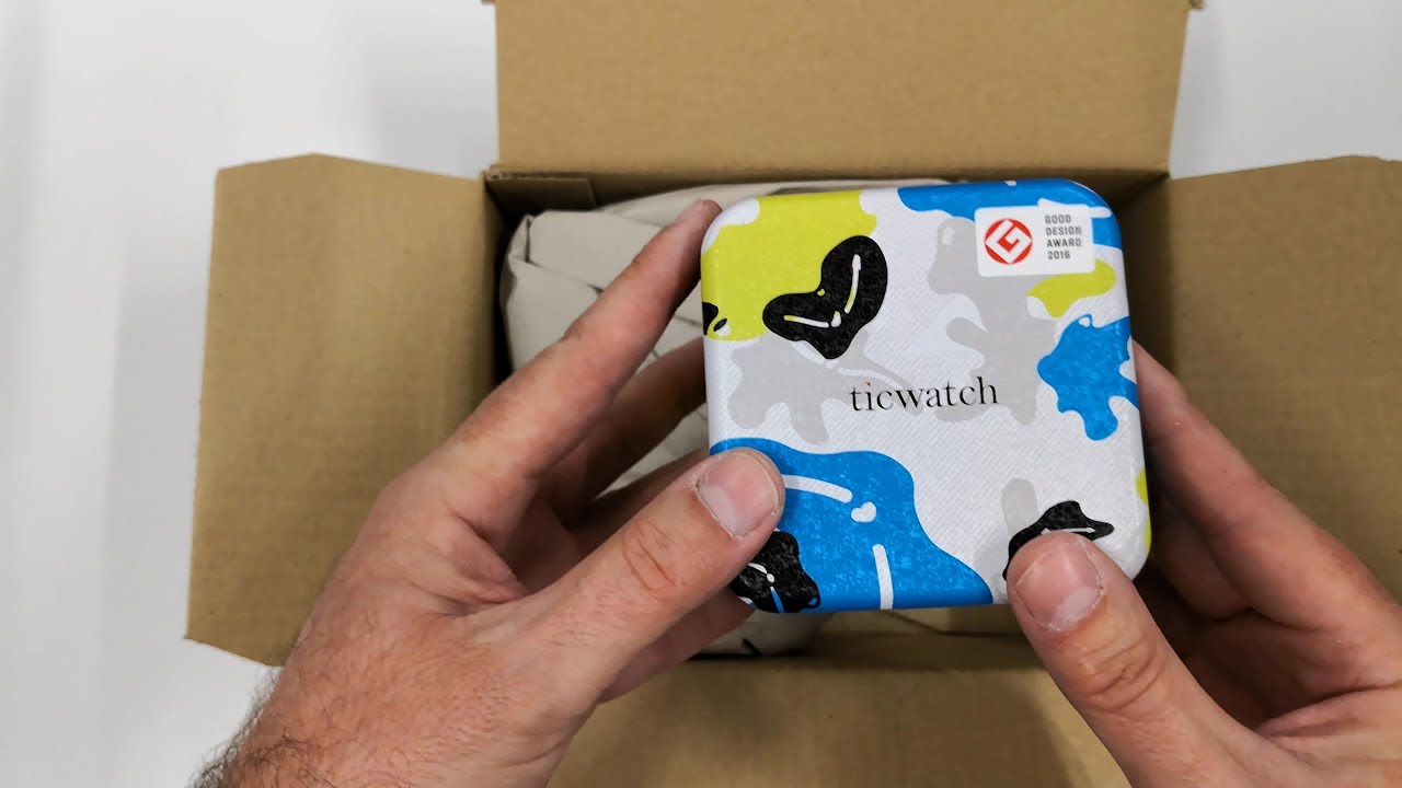 Mobvoi TicWatch E Unbox and setup
