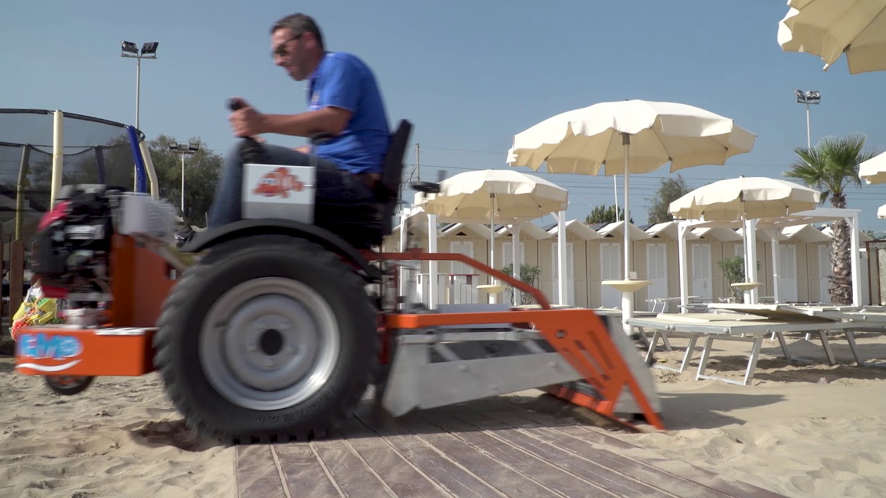 Puliscispiaggia Nemo - PFG Beach Cleaning Machine