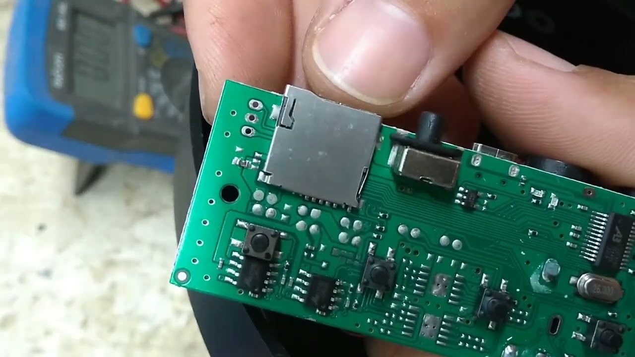 Conserto caixa de som USB não liga, dicas e defeitos comuns
