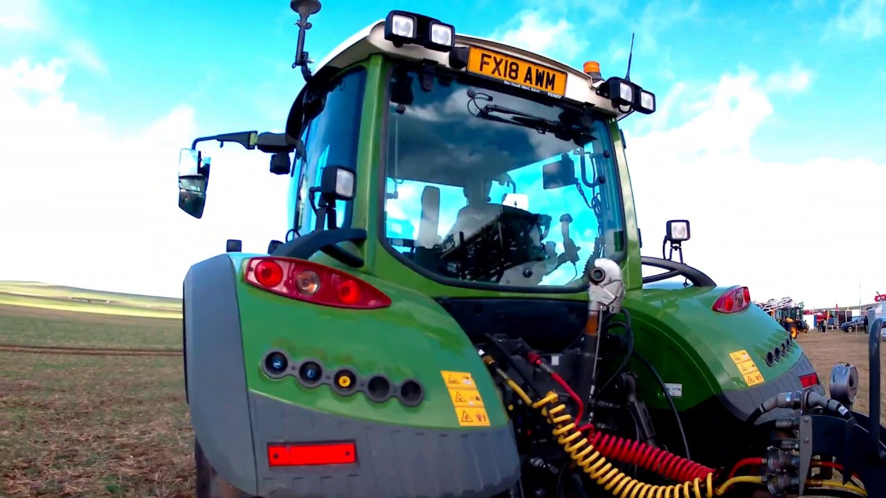 2018 Fendt 716 Vario PowerPlus Diesel Tractor (167 HP) With Chafer Guardian Sprayer