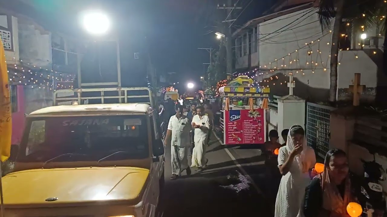 പെങ്ങാമുക്ക് ദേശത്തെ അനുഗ്രഹിച്ച് അങ്ങാടി ചുറ്റിയുള്ള റാസ
