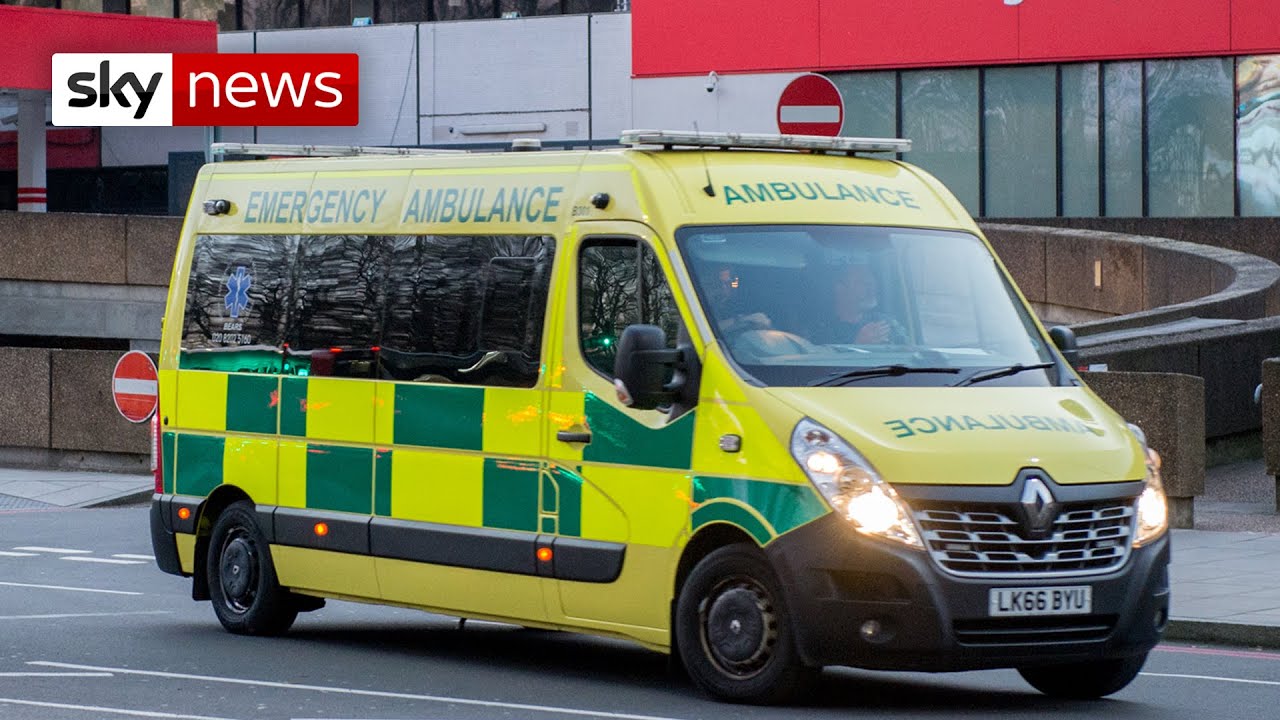 UK coronavirus deaths rise by 888 to 15,464