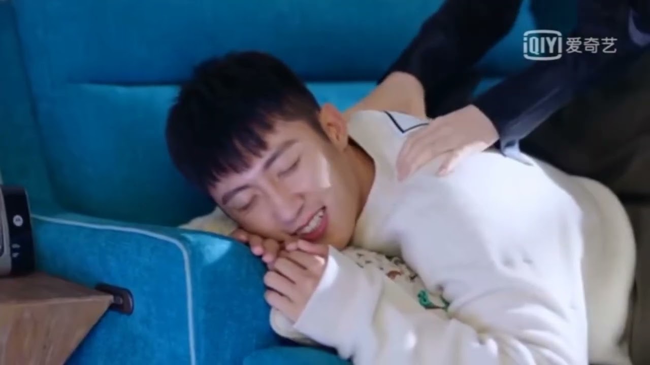 HUANG JINGYU AND DILRABA ❤            (the tropical fish) perfectly match made in heaven😇👼