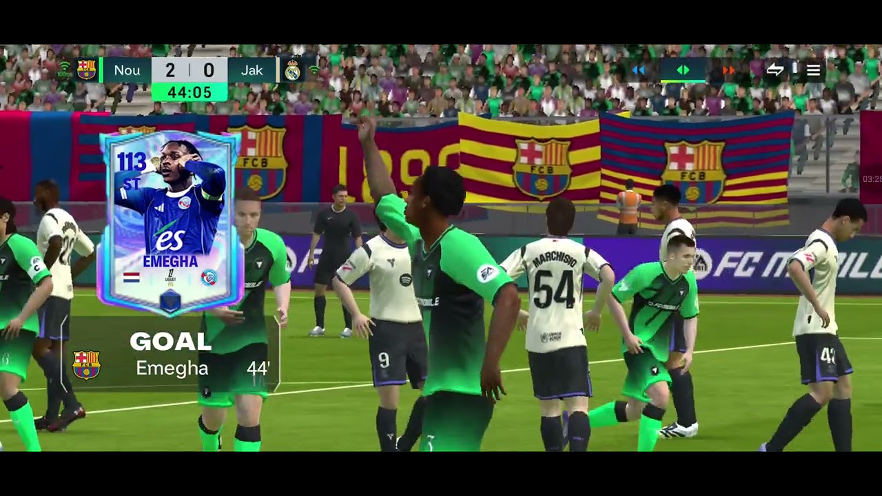 Noureddin ( FC Barcelona ) v/s JakeU ( Real Madrid ). FC Mobile. Online football match.