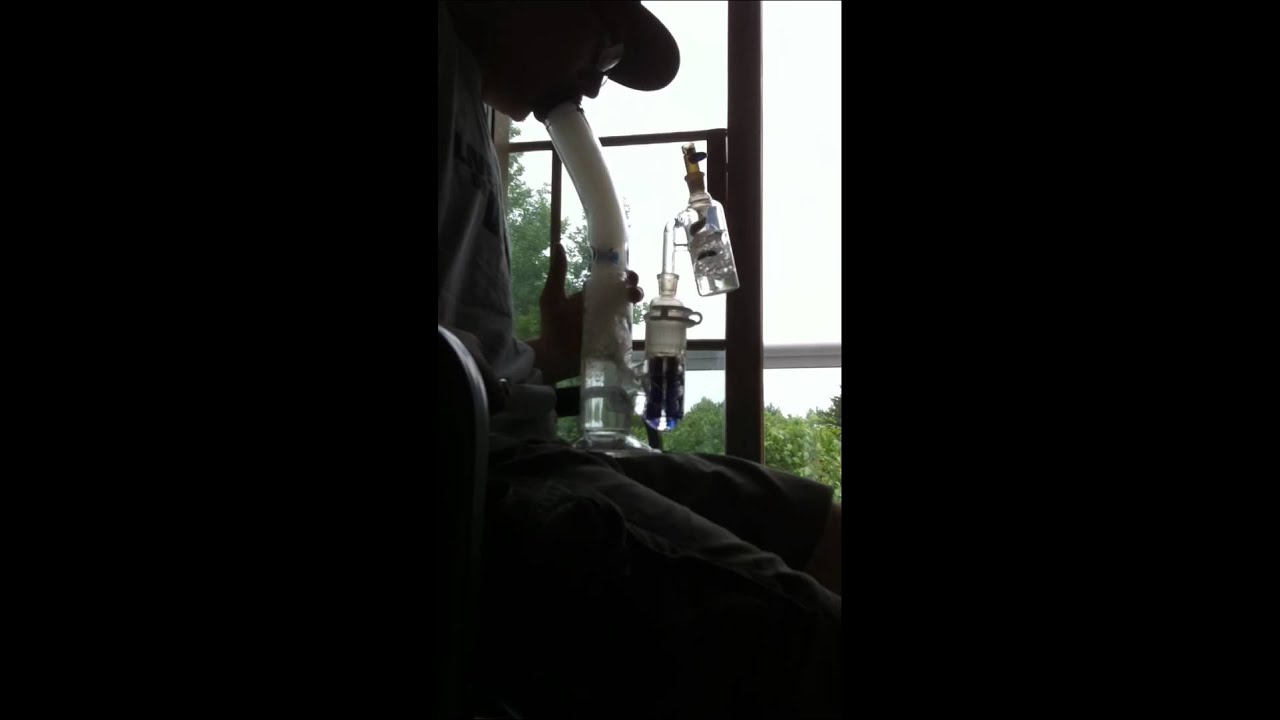 NG nice glass 8 arm stem grav bong