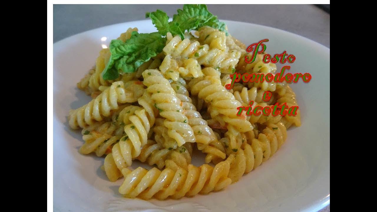 Pesto di ricotta e pomodorini