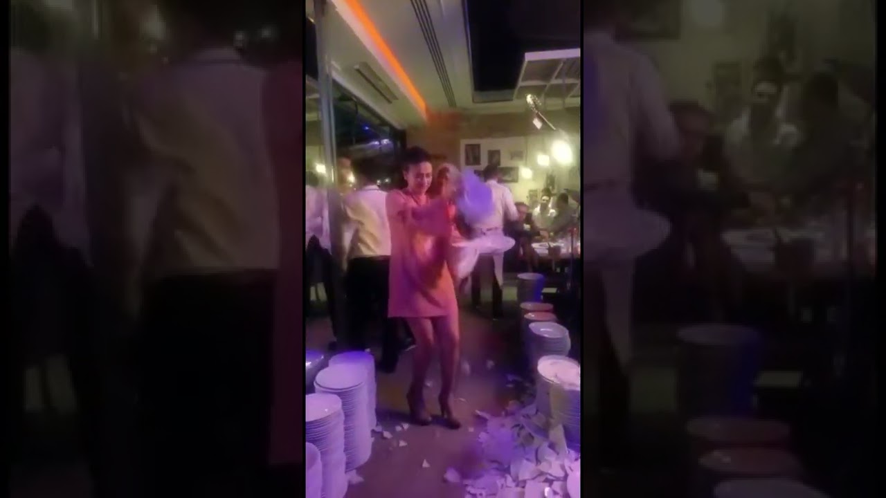 Sirtaki Show #sirtaki #greece #music #break #plate #spin #dance #asmr