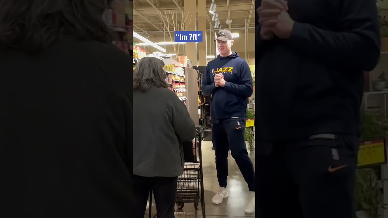 Interactions I get at 7ft tall🥰 #tall #interaction #public #store #giant