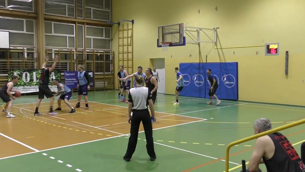 DZIKI RYJ - LENDI.PL (1 MECZ FINAŁÓW MLB35)