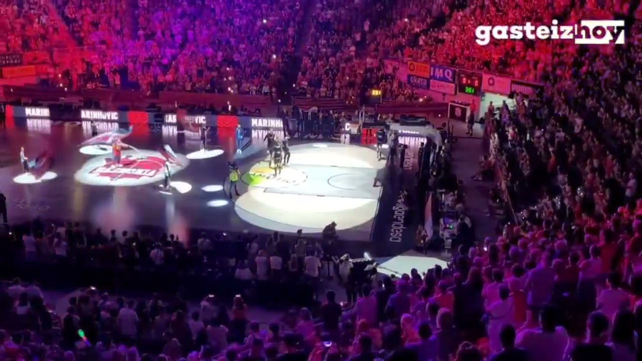 Espectáculo y presentación del Opening Game Baskonia vs Bilbao Basket