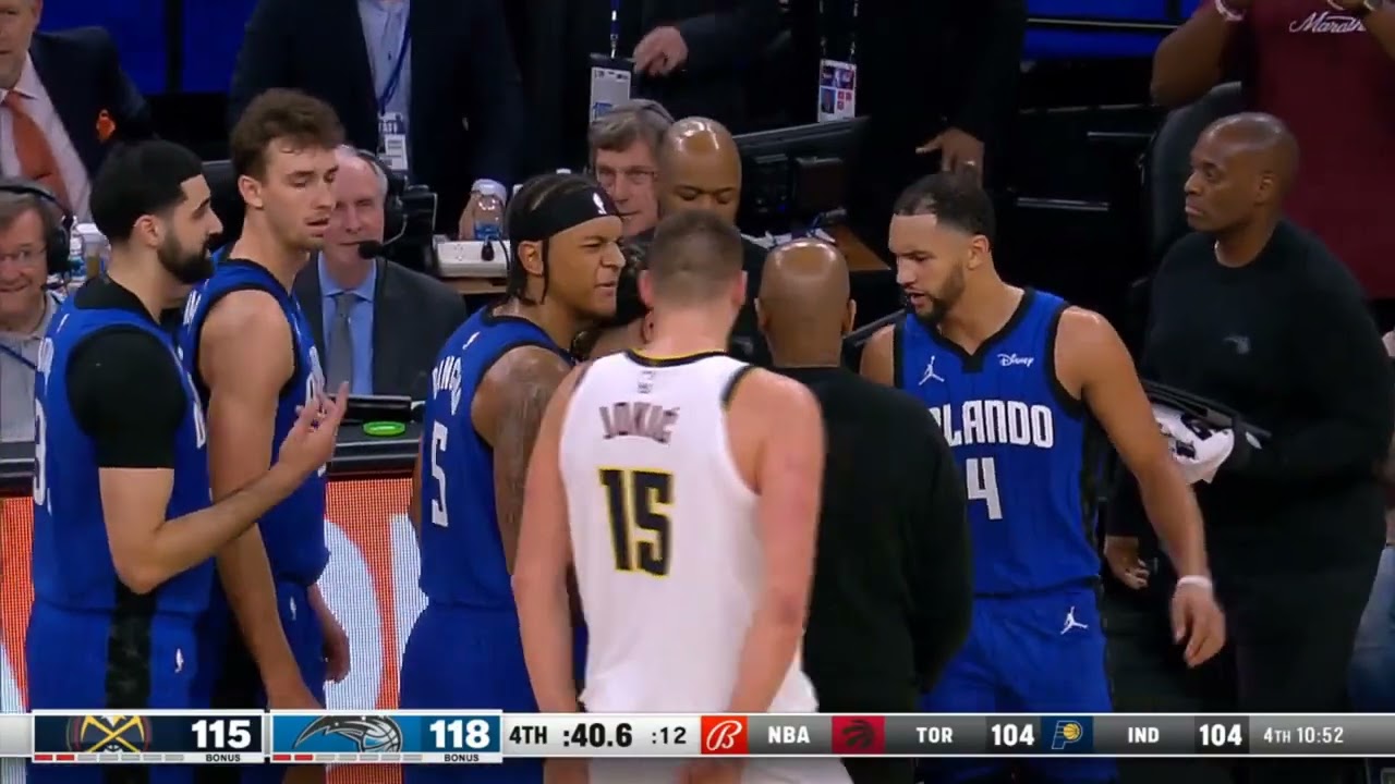 Highlight Jamahl Mosley calls over his team for the huddle #NBAHighlightReels #GameDay #NBARecap