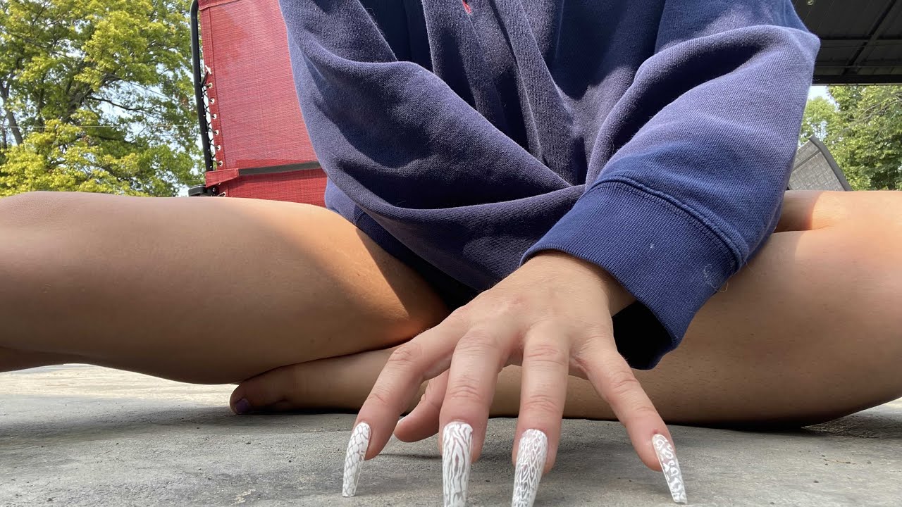 ASMR: Concrete scratching & tapping only! Invisible triggers - Scurrying - No talking
