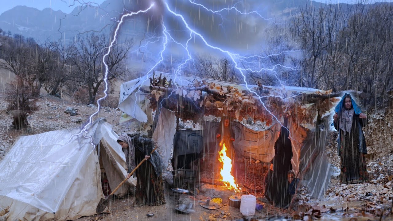 🌧️Thunderstorms and heavy rain in a small tent in the Zagros Mountains