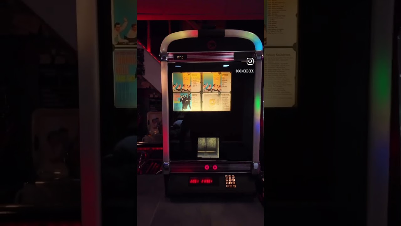 90&rsquo;s CD Jukebox