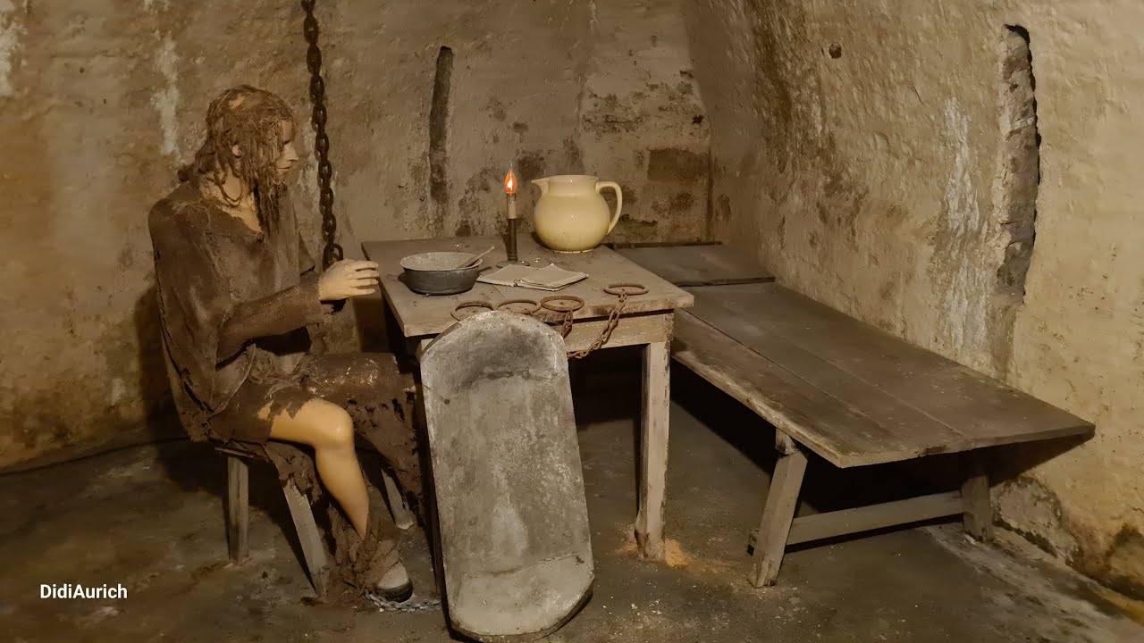 Die Festung Wilhelmstein, auf der Insel Wilhelmstein im Steinhuder Meer, ist heute ein Museum, Runde