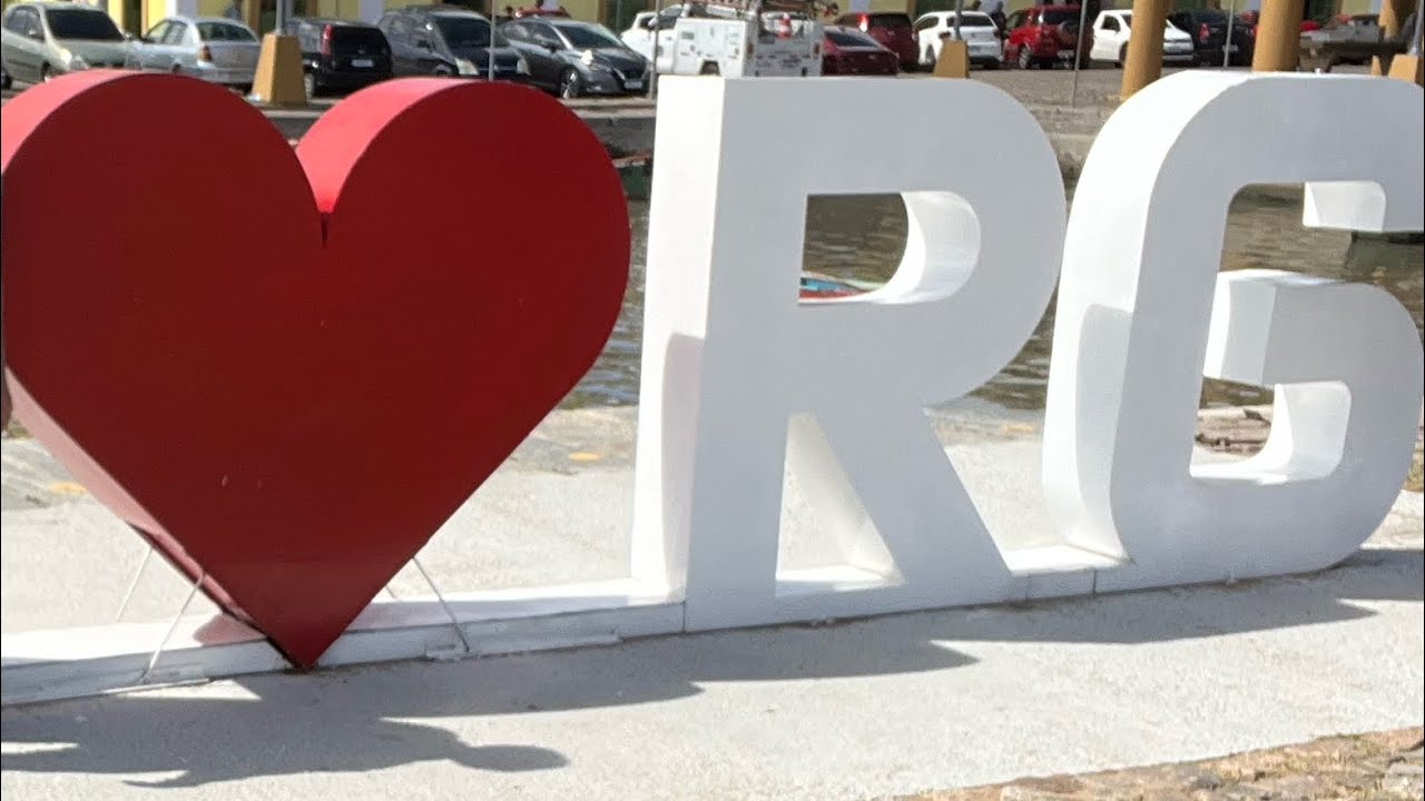 Passeio no centro da cidade de Rio Grande - RS #riograndedosul @tamarindapelomundo
