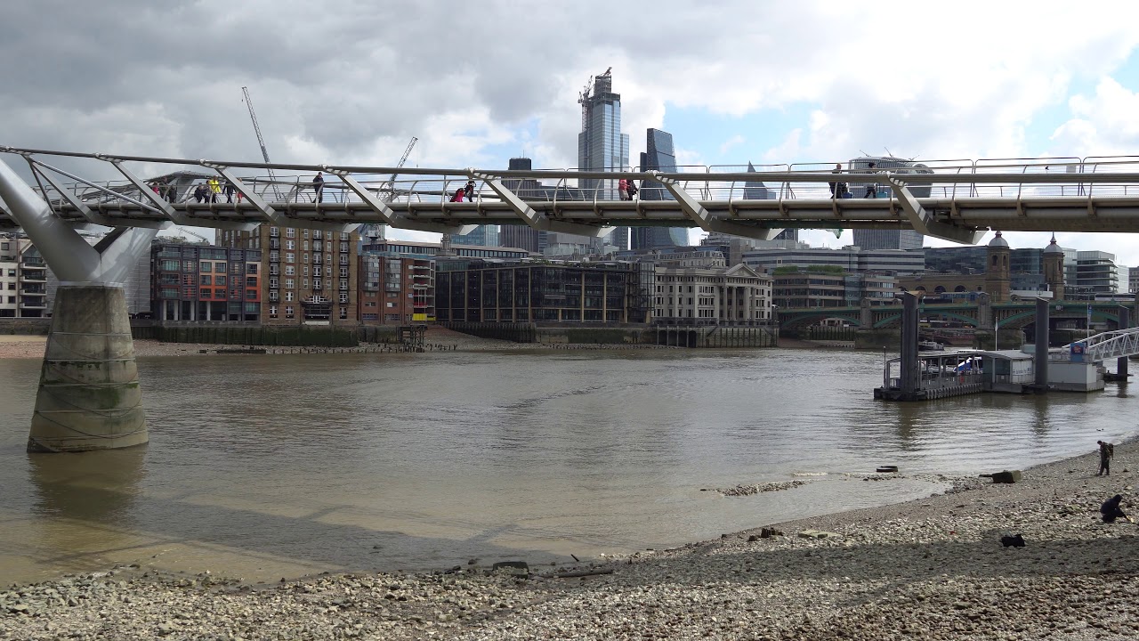 Millenium Bridge, London, Virtual Window 4k