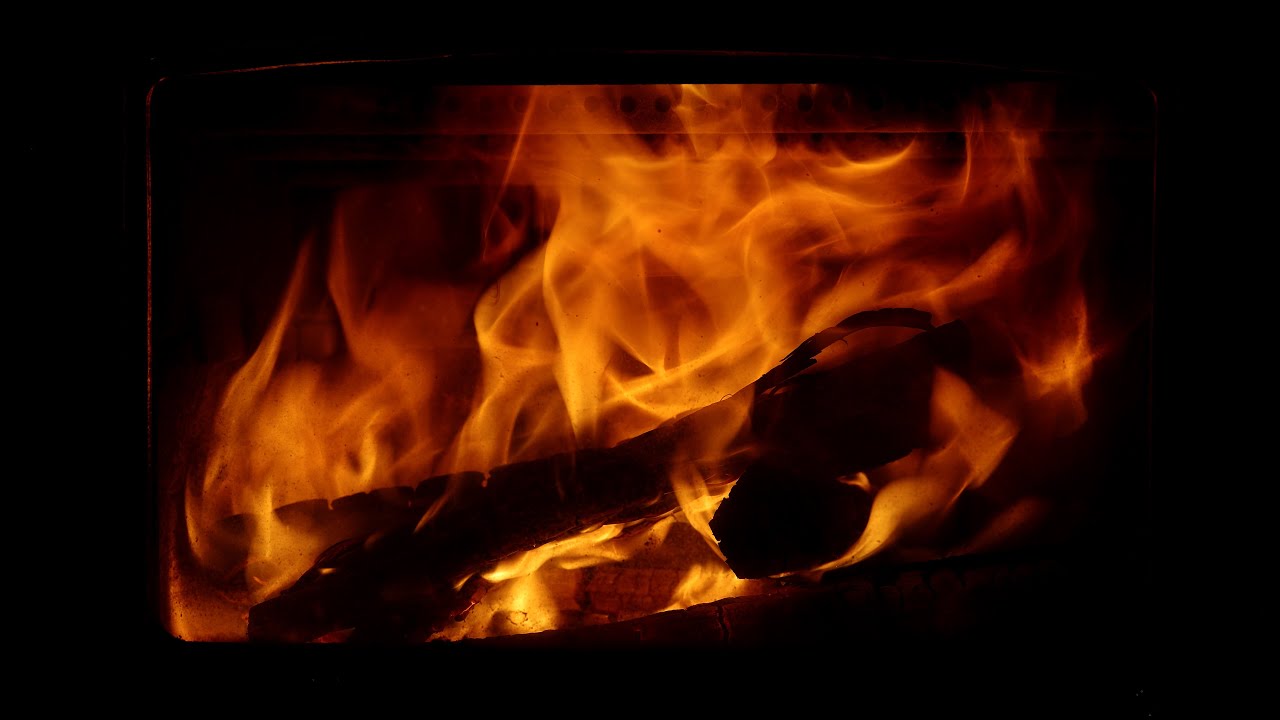 4K / Christmas in a Cozy Cabin 🎄🔥 Fireplace, Crackling Logs & Pure Holiday Calm / Warmth  & Relaxing