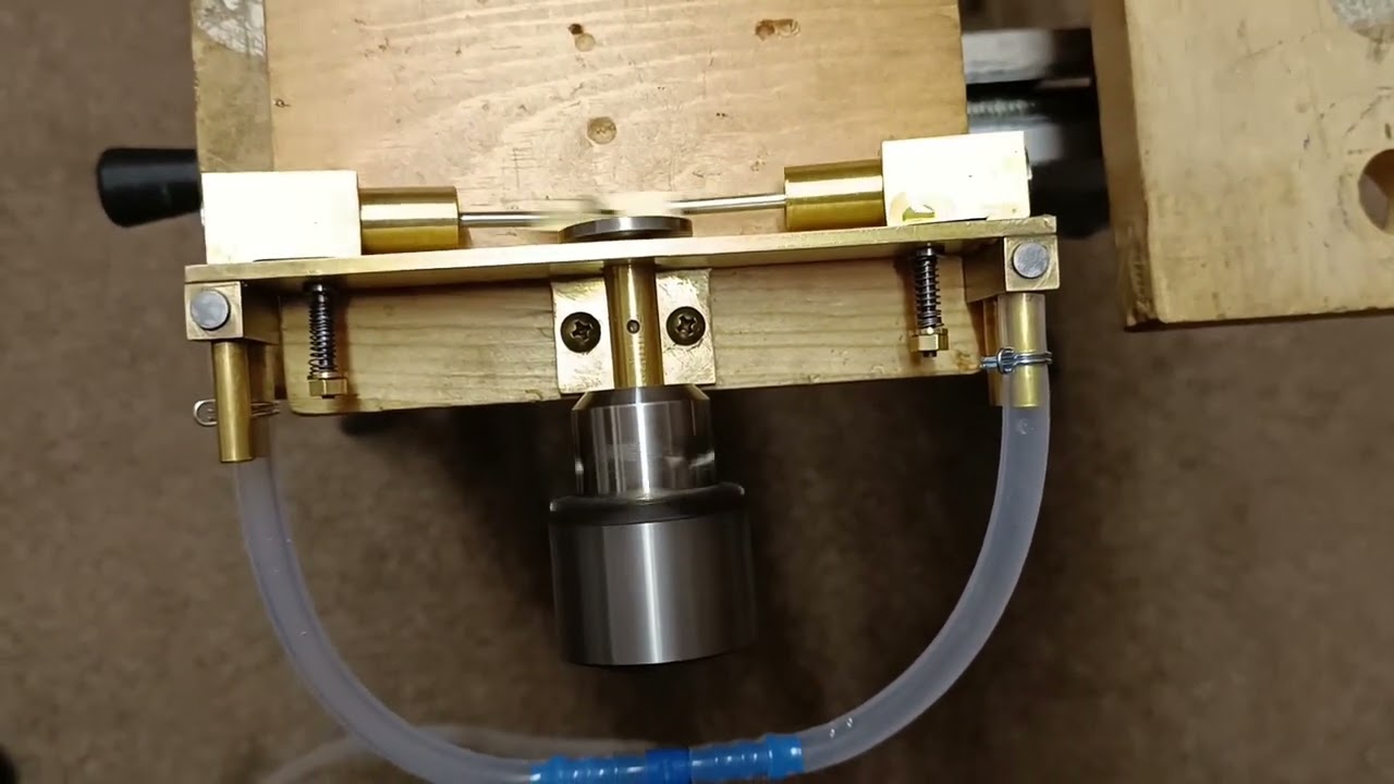 Opposed Cylinder Oscillating Engine, First Run