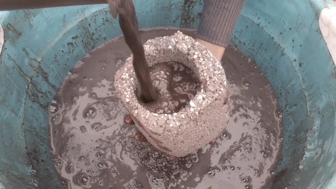 Black grainy sand hole shapes +pouring with liquid paste crumbling in water 🤤💦🖤🔥
