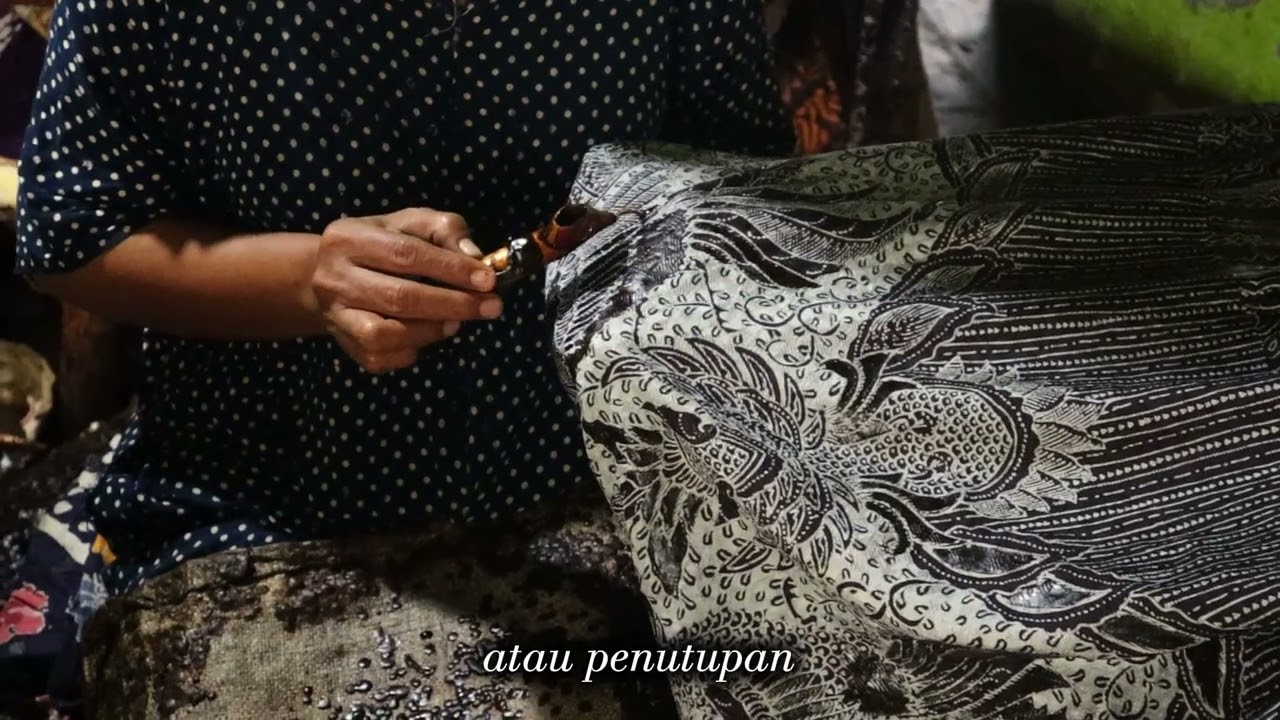 Batik akar dan warna