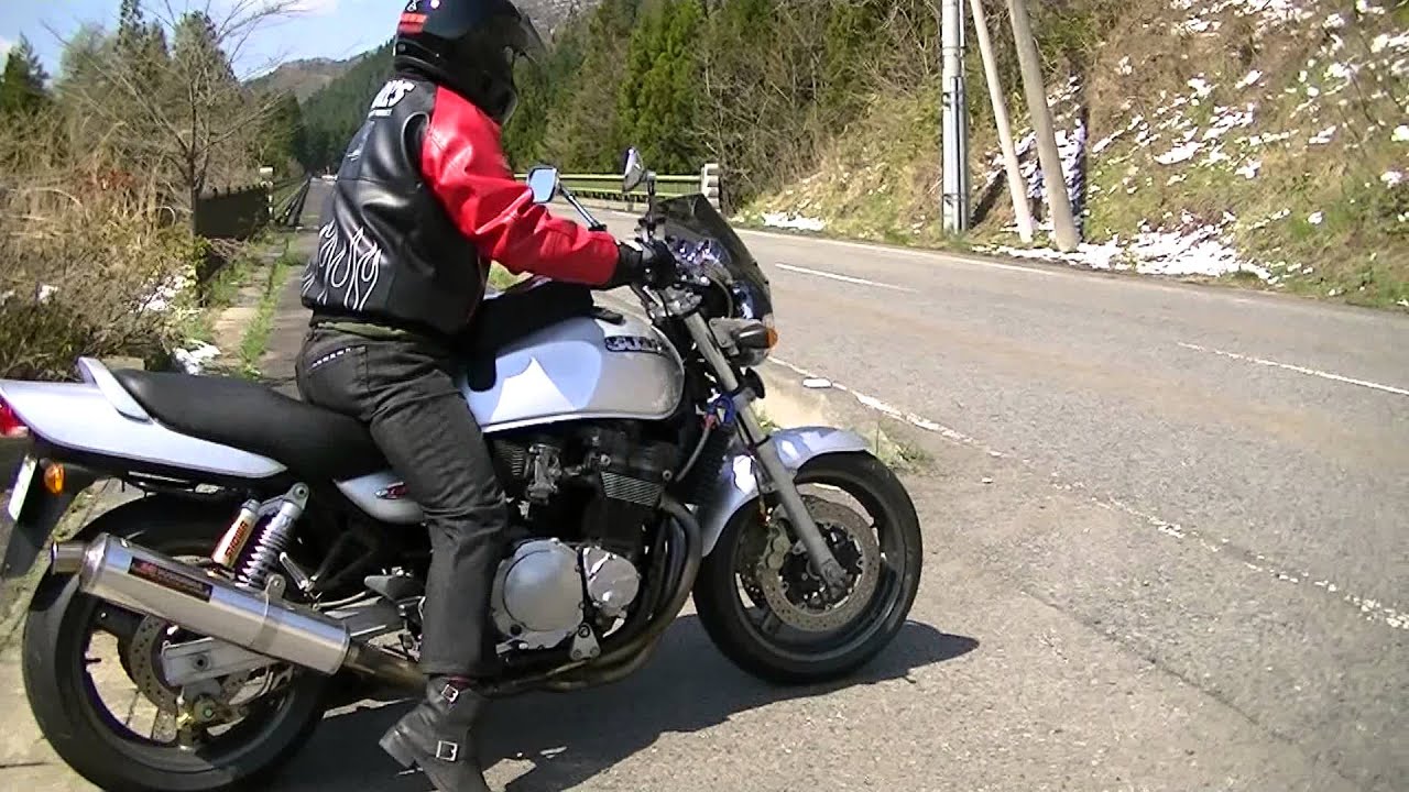 SUZUKI【1200イナズマ】ヨシムラ集合　排気＆走行音