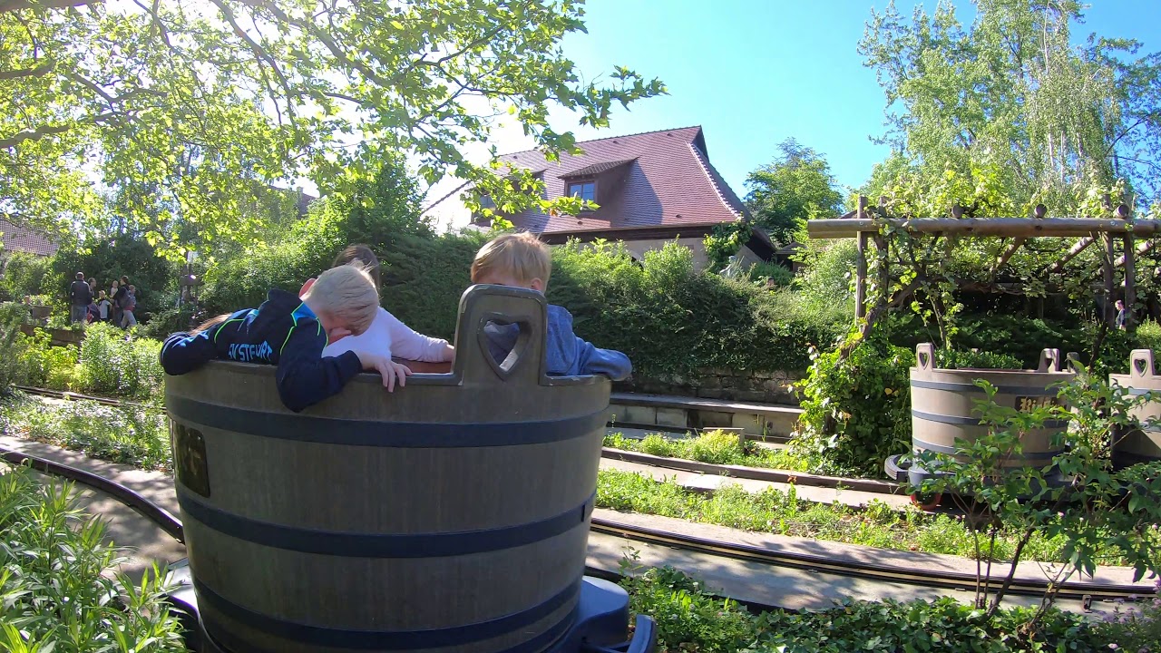 Erlebnispark Tripsdrill Weinkübelfahrt Weinfass Onride