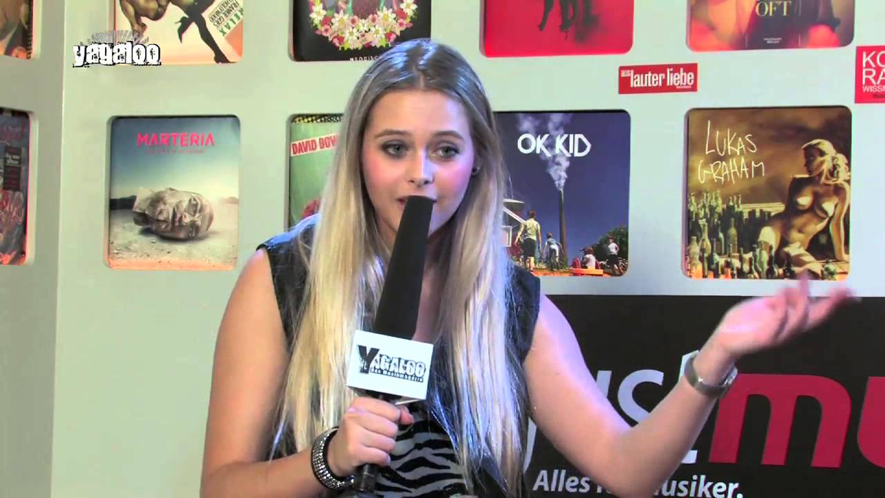 Fabienne Rothe mit A-Z