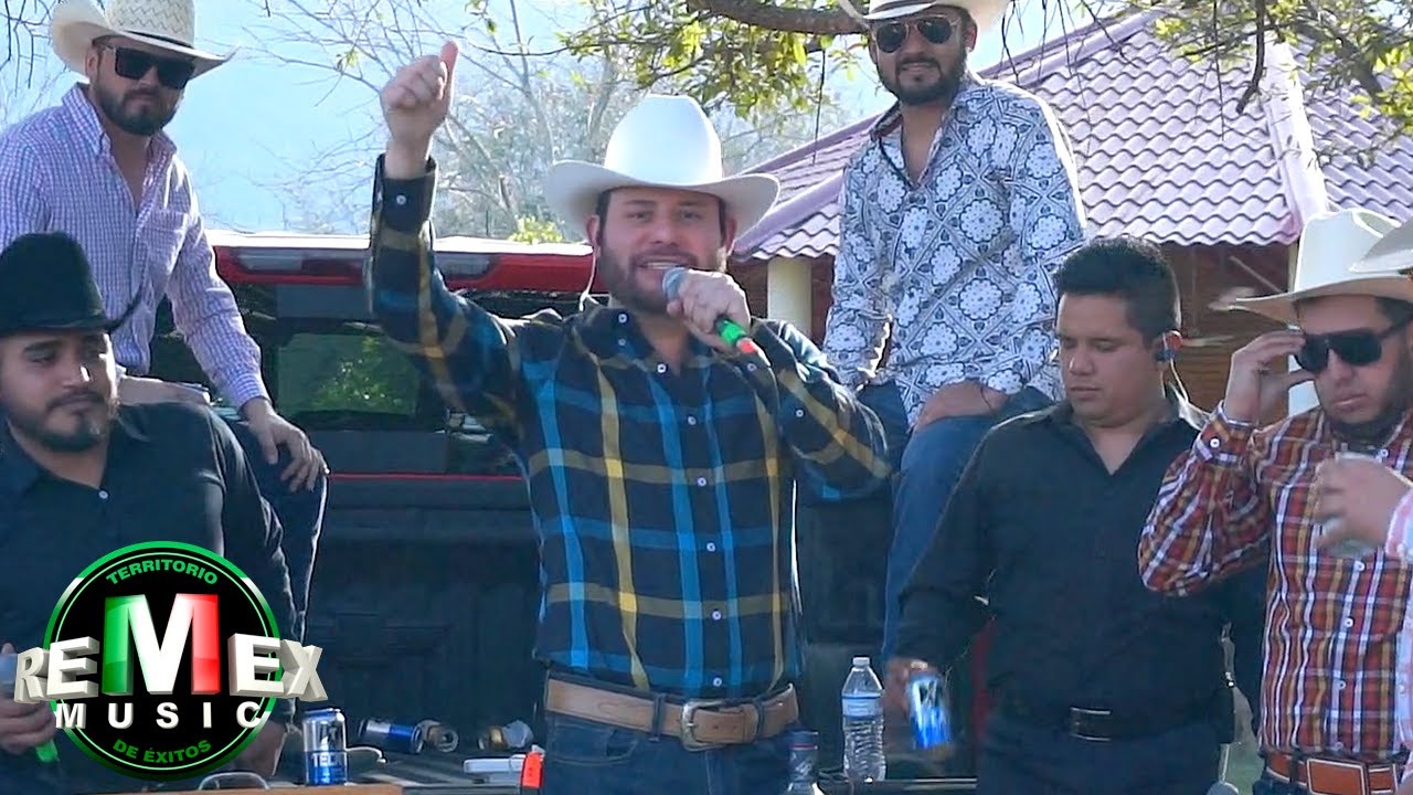 Iván Zapata - Popurrí De Rancheras Con Banda En Vivo (Video Oficial)