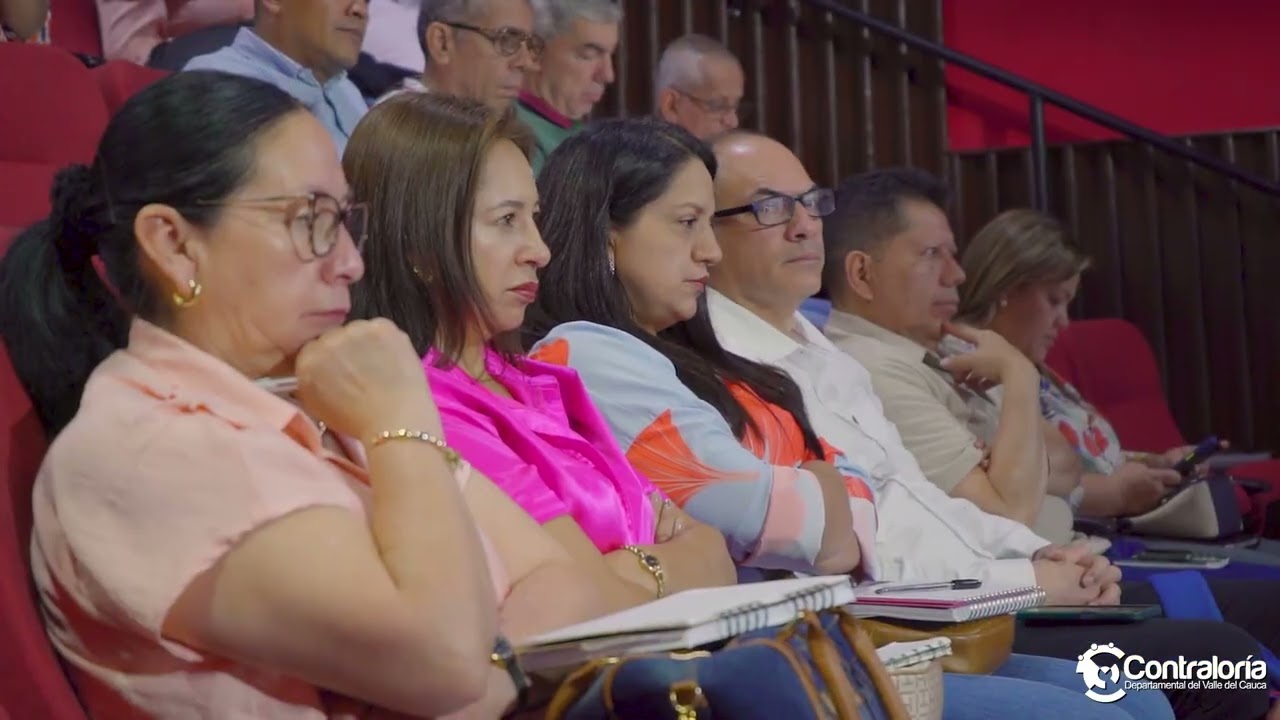 Formación en la GUIA DE AUDITORÍA TERRITORIAL bajo estándares internacionales.