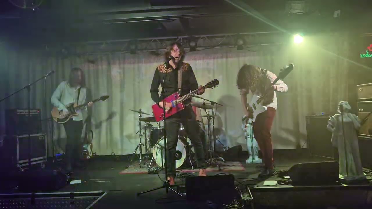 Ongelma - Rakkaus se on raakaa bisnestä. 27.02.26, Playhouse bar, Hki 