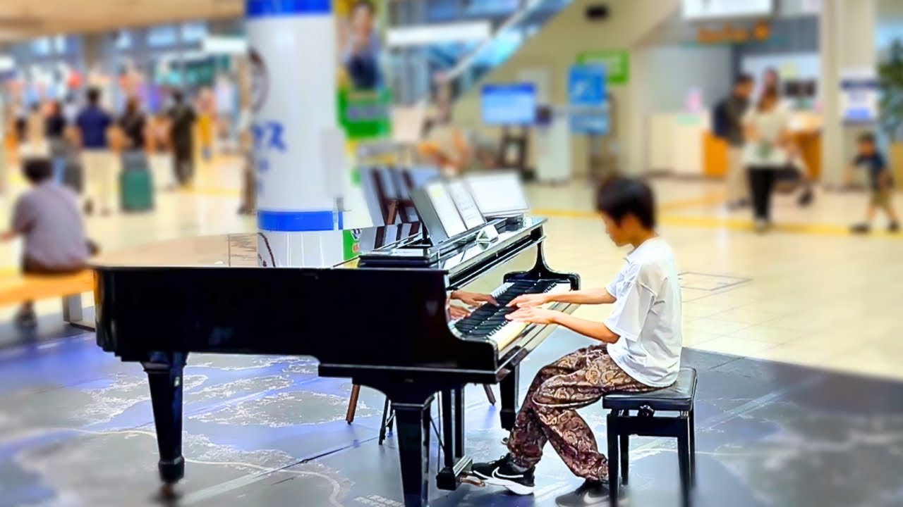“Kaerou” by Fujii Kaze – A Gentle Farewell on the Airport Piano