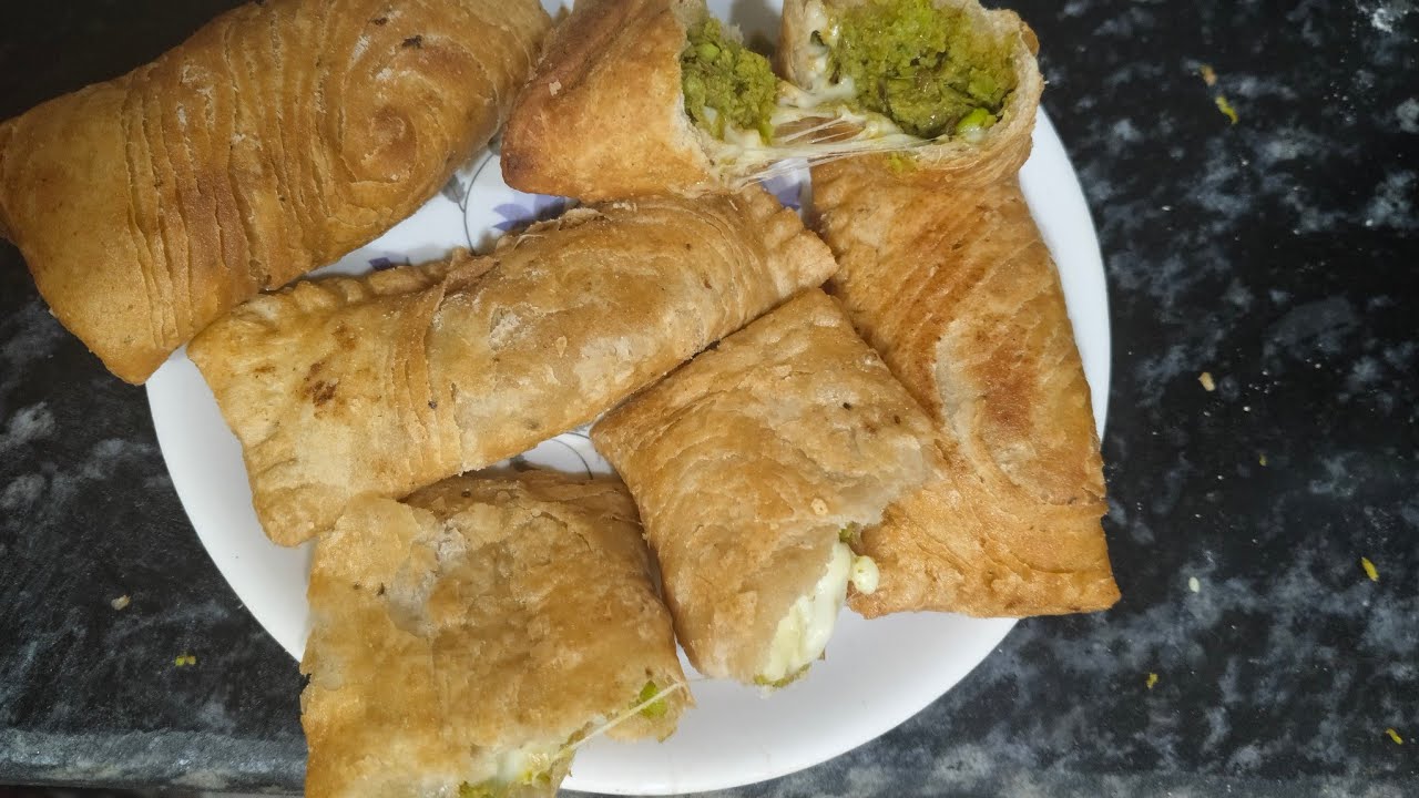 Hari matar cheese ka testy Patties/hari matar paneer Patties 